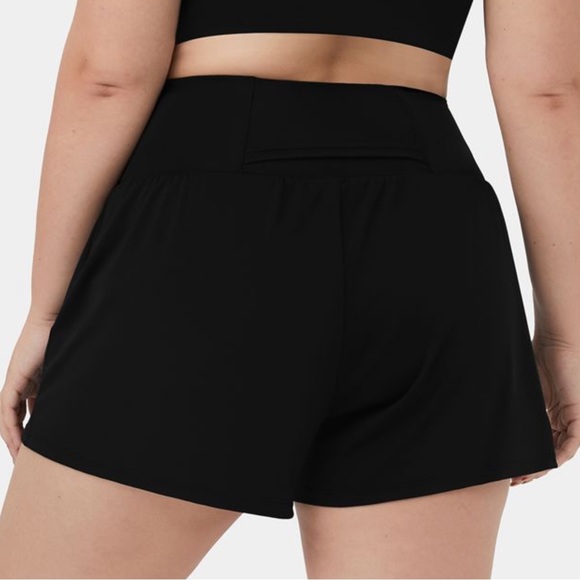 HALARA - NWT Back Pocket Plus Side Hidden Pocket 2-in-1 Gym Plus Size Shorts - Picture 2 of 13